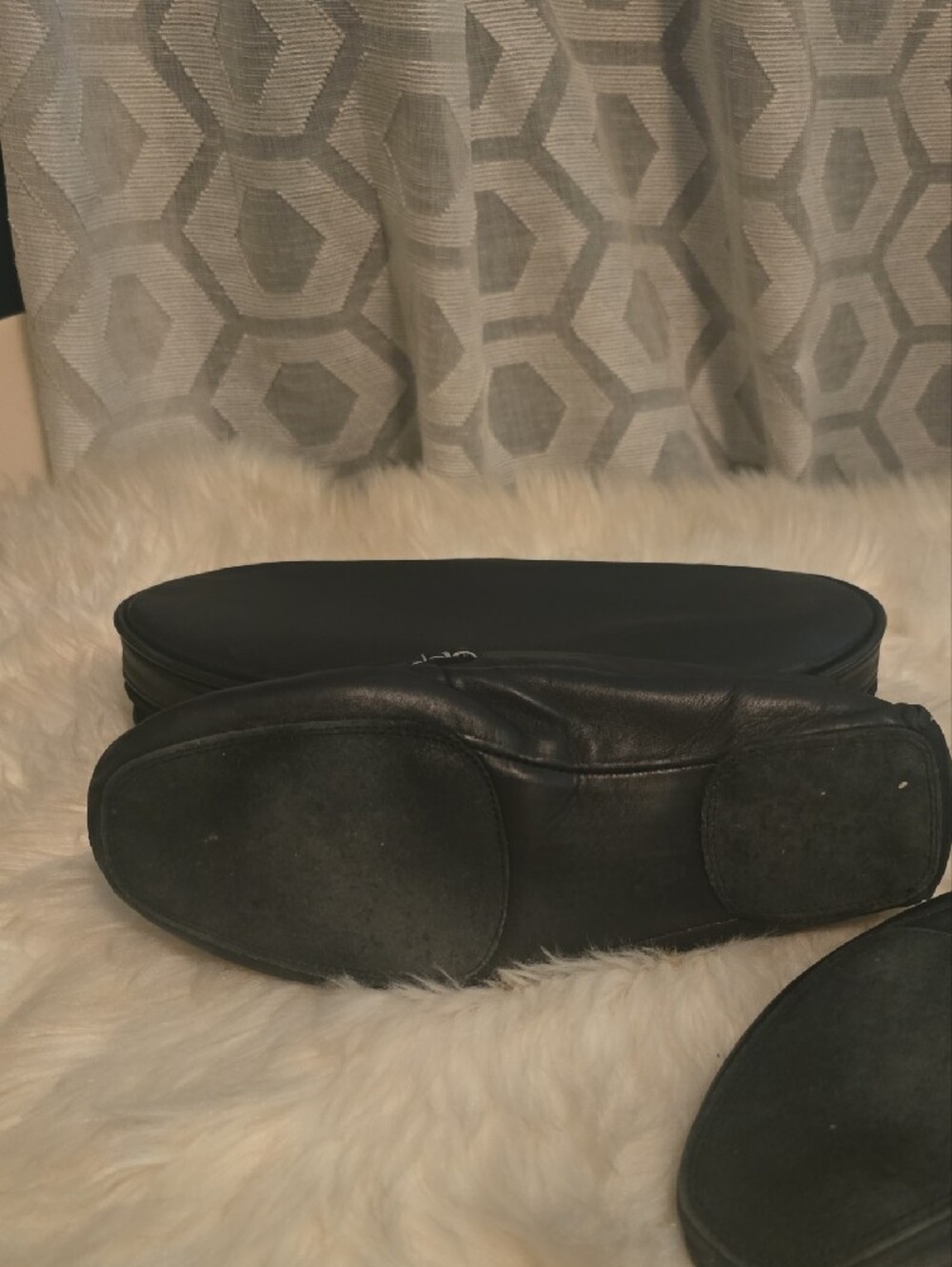 Super Soft! Embroidered Cole Haan Black House Slippers W. Matching Case - Picture 7 of 10